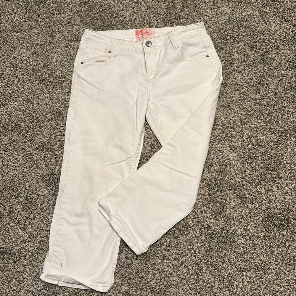 Levi Strauss White denim capri jeans
